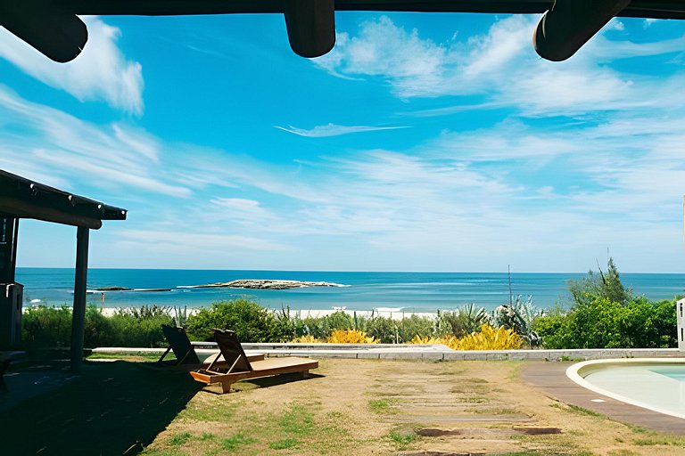 Trio Aloha Chalé Sol, Lua e Surf